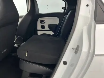 Photo 35 Renault Twingo  III E-Tech