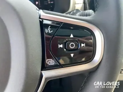 Photo 33 Volvo Xc90  T8 AWD Hybride Rechargeable 455 ch Geartronic 8 7pl