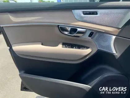 Photo 22 Volvo Xc90  T8 AWD Hybride Rechargeable 455 ch Geartronic 8 7pl