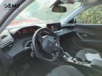 Photo 23 Peugeot 2008 Gén. II Ph1 NG Allure 5