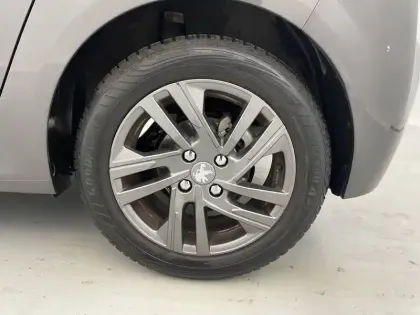 Photo 47 Peugeot 208 Gén. II Ph1 NG Style 5