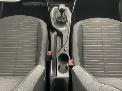 Photo 87 Peugeot 208  PureTech 100 S&S BVM6