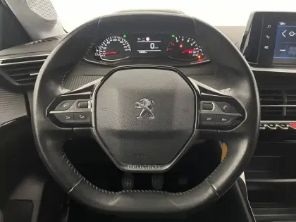 Photo 86 Peugeot 208  PureTech 100 S&S BVM6