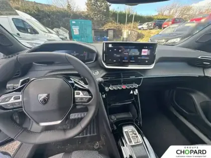 Photo 33 Peugeot 2008  Hybrid 145 e-DCS6