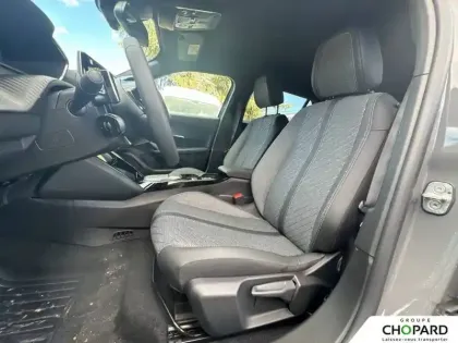 Photo 10 Peugeot 2008  Hybrid 145 e-DCS6