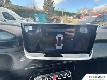 Photo 46 Peugeot 2008  Hybrid 145 e-DCS6