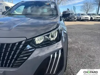 Photo 53 Peugeot 2008  Hybrid 145 e-DCS6