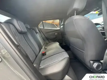 Photo 19 Peugeot 2008  Hybrid 145 e-DCS6