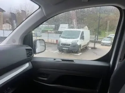 Photo 12 Peugeot Expert  FGN M BLUEHDI 145 S&S EAT8