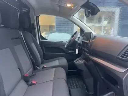 Photo 19 Peugeot Expert  FGN M BLUEHDI 145 S&S EAT8