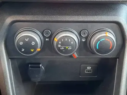 Photo 32 Dacia Sandero  ECO-G 100 - 22