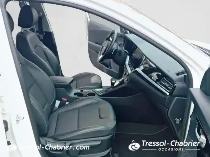 Photo 8 Kia Niro  1.6 GDi Hybride Rechargeable 141 ch DCT6 Design
