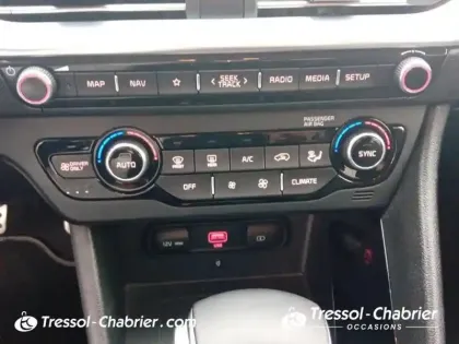 Photo 12 Kia Niro  1.6 GDi Hybride Rechargeable 141 ch DCT6 Design