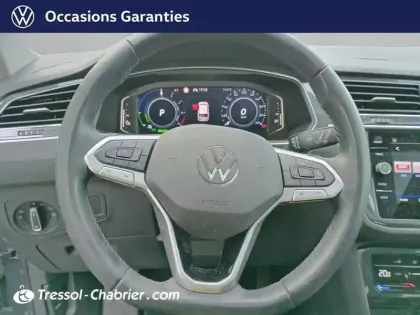 Photo 11 Volkswagen Tiguan  1.4 eHybrid 245ch DSG6 Elegance