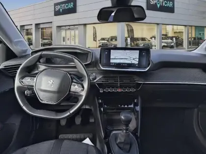 Photo 9 Peugeot 208  PureTech 100 S&S BVM6 Allure Business