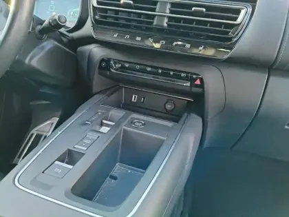 Photo 12 Citroën C5 aircross  Hybride Rechargeable 225 S&S e-EAT8 Shine