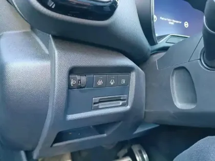 Photo 6 Citroën C5 aircross  Hybride Rechargeable 225 S&S e-EAT8 Shine