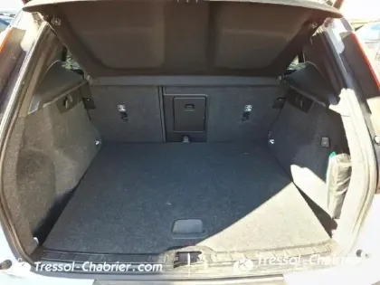 Photo 7 Volvo Xc40  T5 Recharge 180+82 ch DCT7 R-Design
