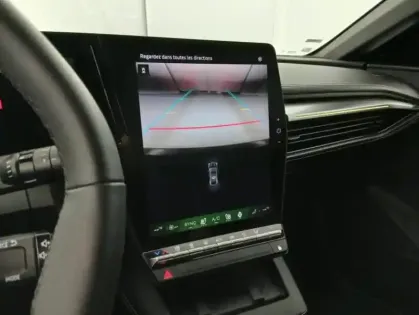 Photo 24 Renault Megane 220 ch autonomie confort GSR2 Iconic