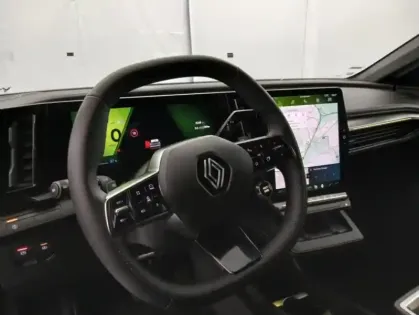 Photo 27 Renault Megane 220 ch autonomie confort GSR2 Iconic