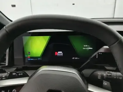 Photo 19 Renault Megane 220 ch autonomie confort GSR2 Iconic