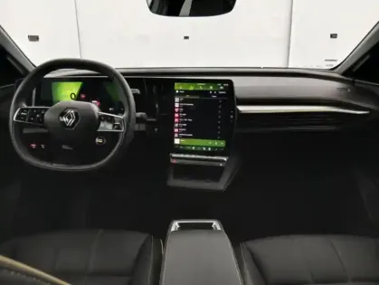 Photo 12 Renault Megane 220 ch autonomie confort GSR2 Iconic