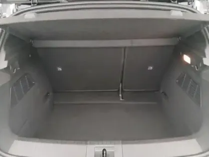 Photo 15 Renault Megane 220 ch autonomie confort GSR2 Iconic