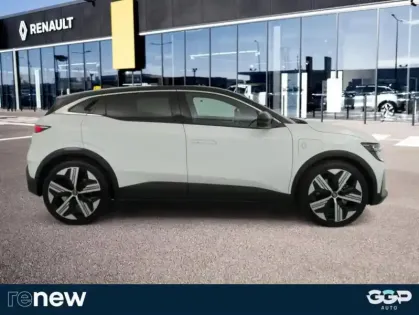 Photo 2 Renault Megane 220 ch autonomie confort GSR2 Iconic