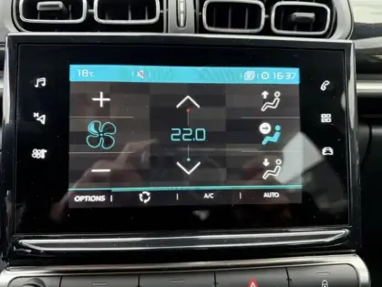 Photo 8 Citroën C3 III PureTech 110 S&amp;S EAT6 Shine