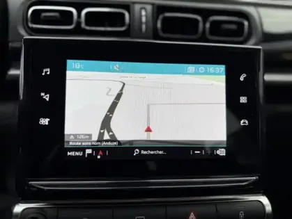 Photo 4 Citroën C3 III PureTech 110 S&amp;S EAT6 Shine