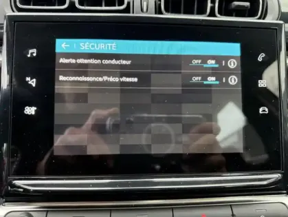 Photo 10 Citroën C3 III PureTech 110 S&amp;S EAT6 Shine