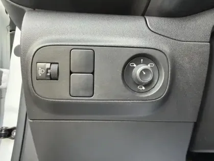 Photo 24 Citroën C3 III PureTech 110 S&amp;S EAT6 Shine