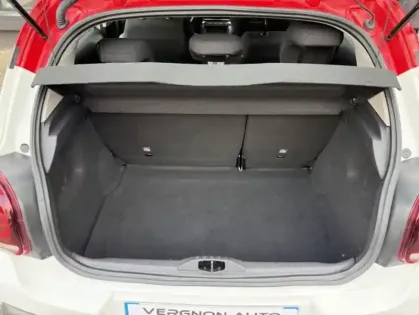 Photo 16 Citroën C3 III PureTech 110 S&amp;S EAT6 Shine