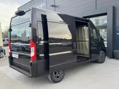 Photo 2 Peugeot Boxer II 2.2 180 CH S&amp;S BVA8 3.5T L2H2