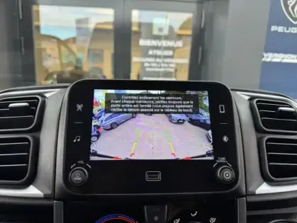 Photo 7 Peugeot Boxer II 2.2 180 CH S&amp;S BVA8 3.5T L2H2