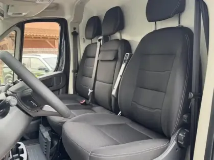 Photo 5 Peugeot Boxer II 2.2 180 CH S&amp;S BVA8 3.5T L2H2