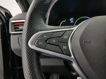 Photo 25 Renault Clio V E-Tech 140 - 21N R.S. Line