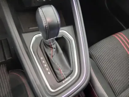 Photo 23 Renault Clio V E-Tech 140 - 21N R.S. Line