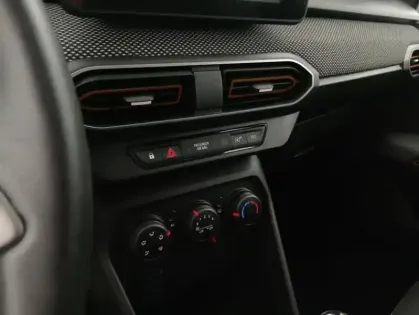 Photo 23 Dacia Sandero TCe 90 Stepway Expression