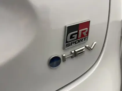 Photo 24 Toyota Yaris Hybride 1.5 HYBRID 130H GR SPORT PACK TECHNO