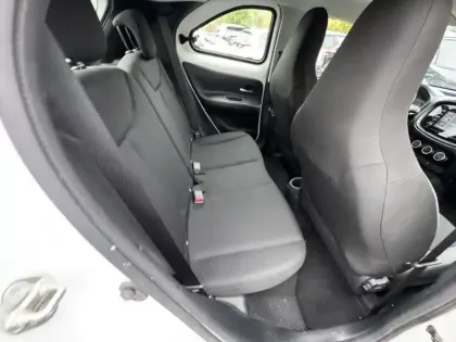 Photo 16 Toyota Aygo 1.0 VVT-i 72 Dynamic MY23