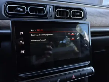 Photo 28 Citroën C3 III BlueHDi 100 S&amp;S BVM Shine Pack