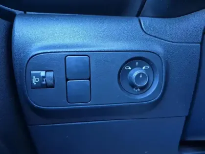 Photo 30 Citroën C3 III BlueHDi 100 S&amp;S BVM Shine Pack