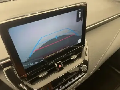 Photo 17 Toyota Corolla Hybride 1.8L 140h GR Sport