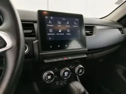 Photo 13 Renault Arkana E-Tech 145 Zen