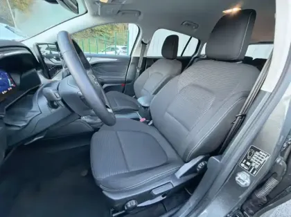 Photo 9 Ford Focus SW 1.0 Flexifuel mHEV 125ch Titanium X Business