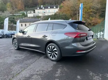 Photo 12 Ford Focus SW 1.0 Flexifuel mHEV 125ch Titanium X Business