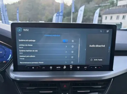 Photo 16 Ford Focus SW 1.0 Flexifuel mHEV 125ch Titanium X Business