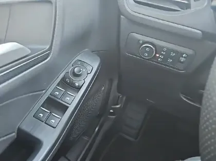 Photo 5 Ford Kuga 2.5 Duratec 190ch FHEV E85 ST-Line BVA