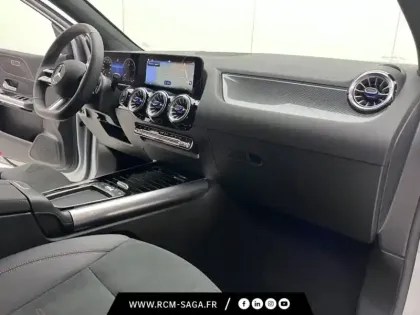 Photo 16 Mercedes Classe B 200 d AMG Line